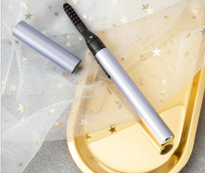 Electric Heating Eyelash Curler for Perfect Curls - VaultDigital